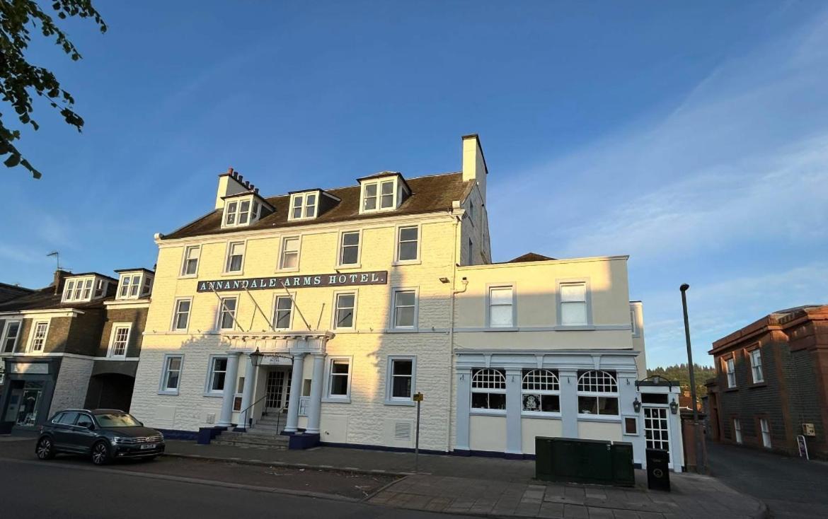 Annandale Arms Hotel มอฟฟัต ภายนอก รูปภาพ