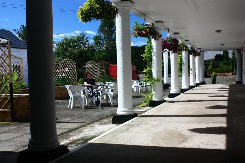Annandale Arms Hotel มอฟฟัต ภายนอก รูปภาพ